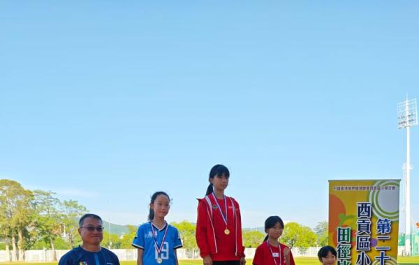 女子乙組跳高亞軍